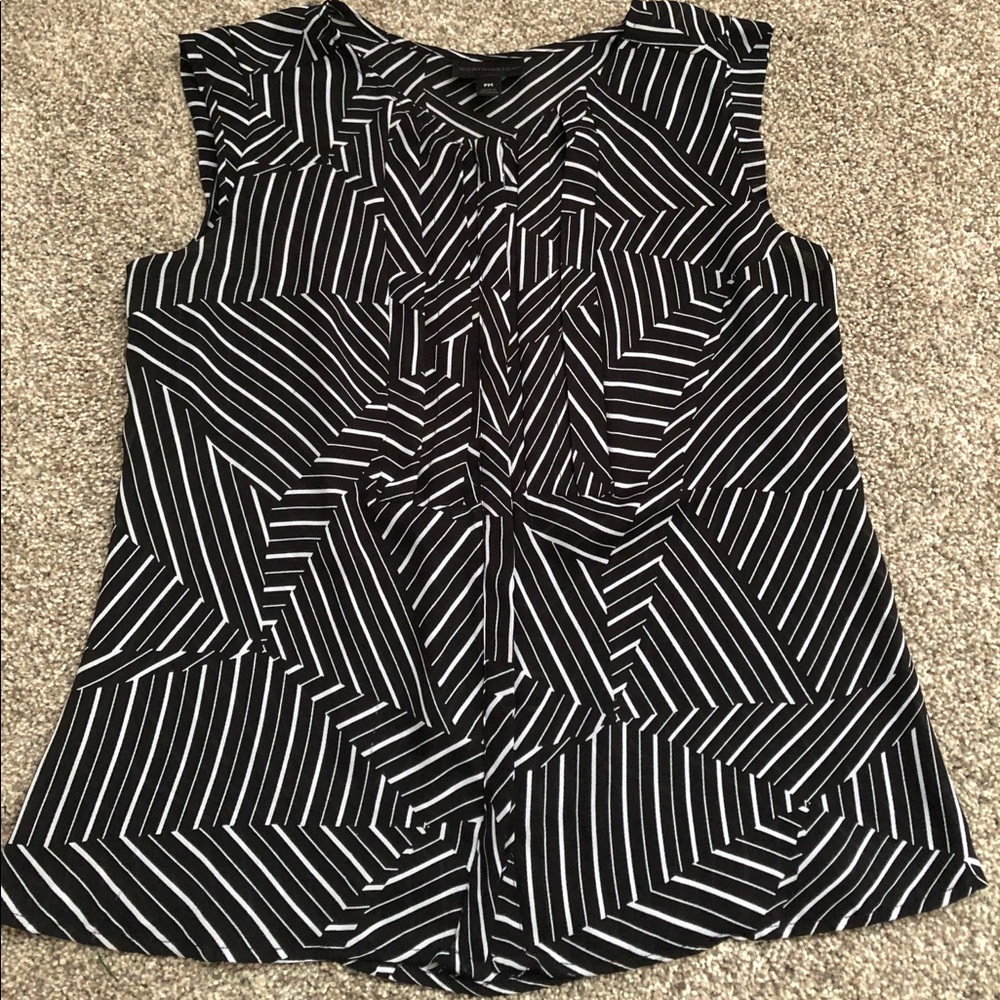 Worthington Cap Sleeved Top